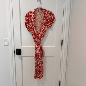 1970s Dian Von Furstenburg Red & White Wrap Dress - Fits like a 6/8